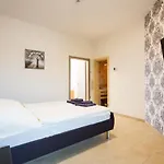Schlegel 3* Westernkotten