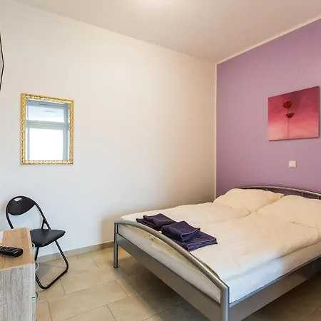 汽车旅馆 Schlegel 3*