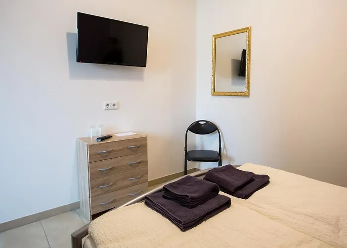 Schlegel 汽车旅馆 3*