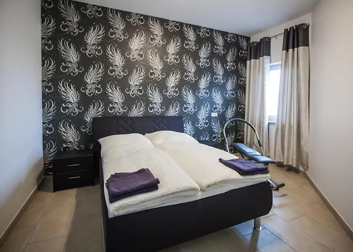 Schlegel 3* Westernkotten